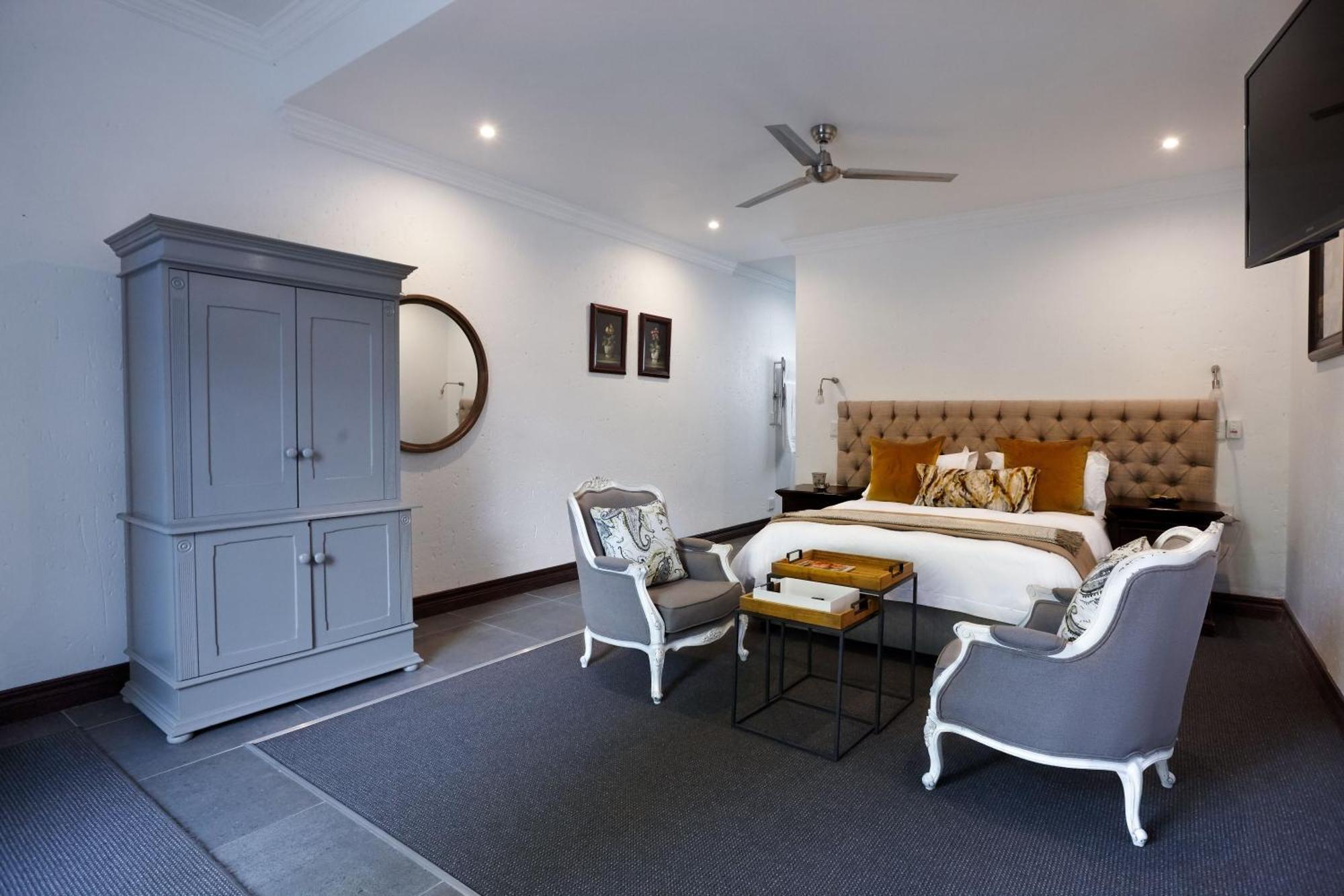 River Meadow Manor Centurion Eksteriør billede