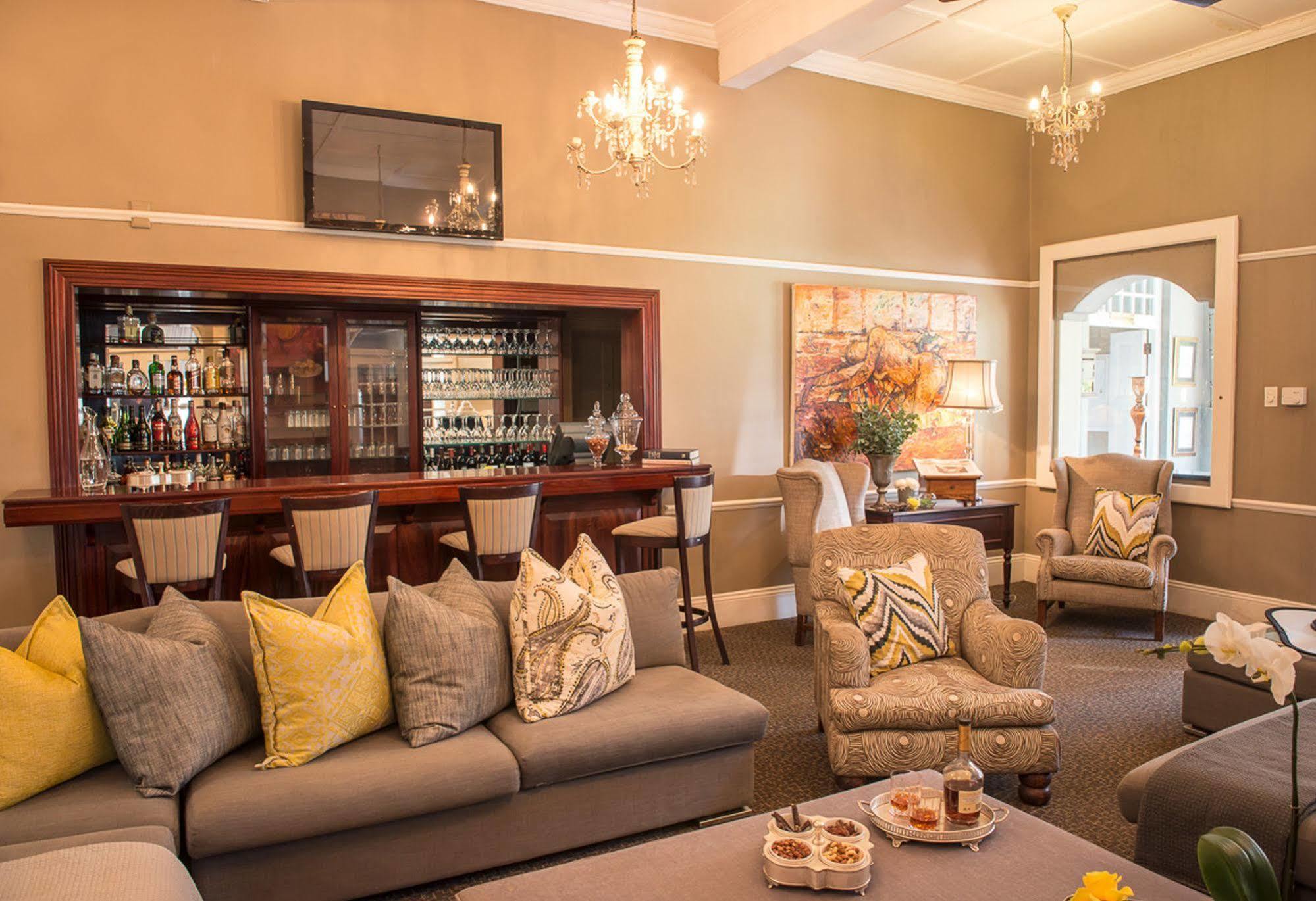 River Meadow Manor Centurion Eksteriør billede